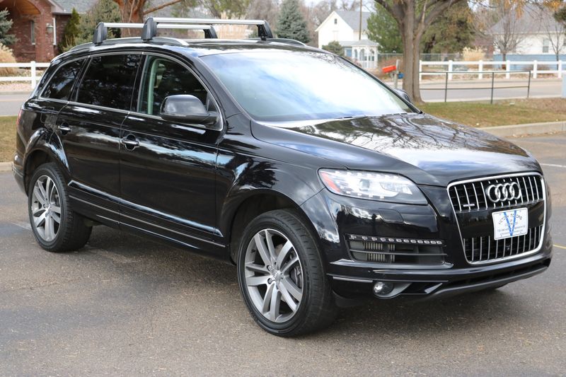 2015 Audi Q7 Photos