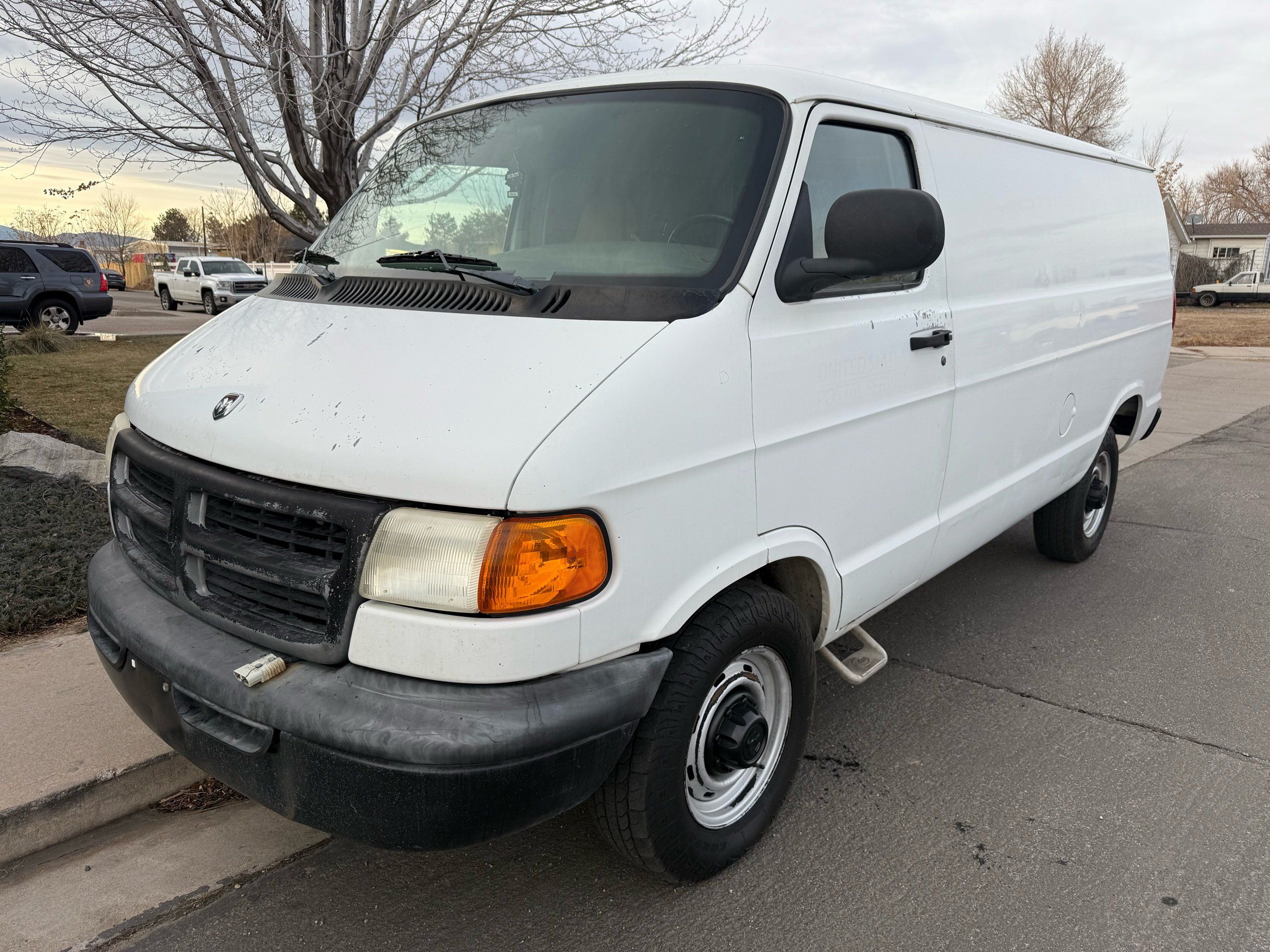 1998 Dodge Ram Van Base's photo