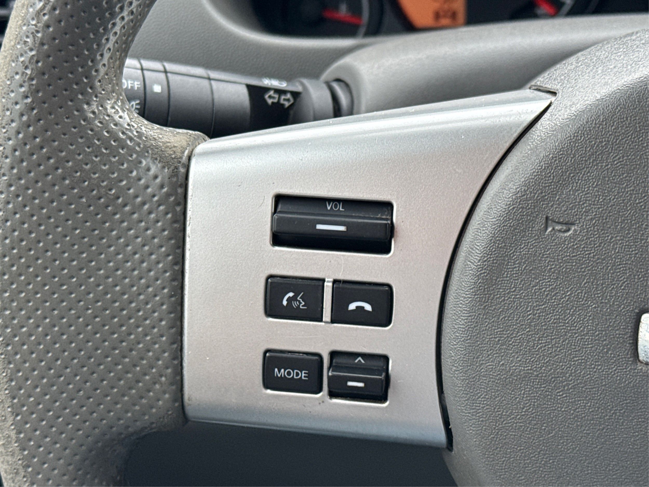 2019 Nissan Frontier SV photo 26