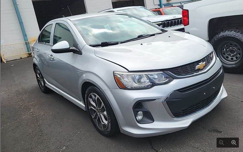 2017 Chevrolet Sonic LT