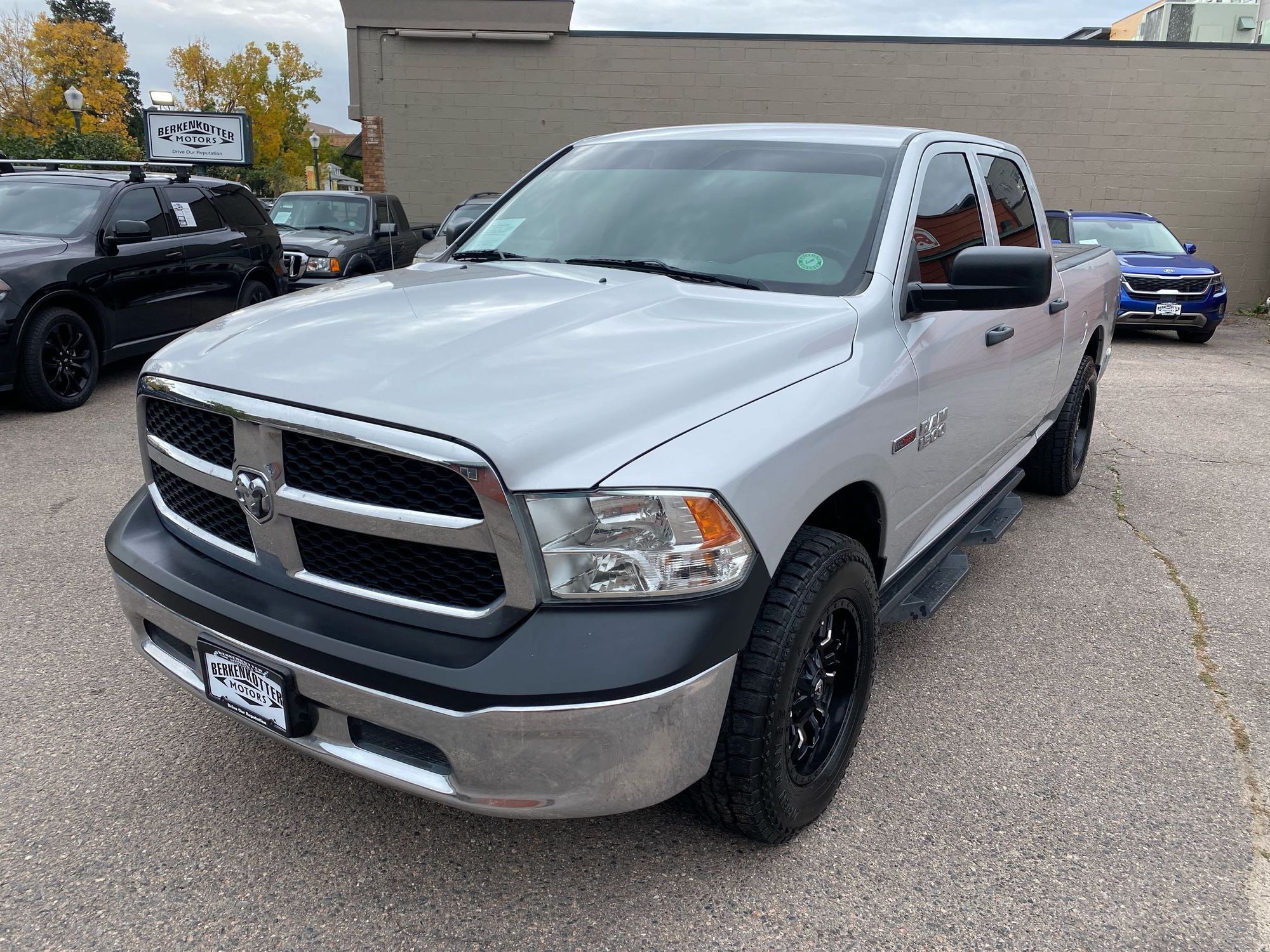 2016 Ram 1500 Tradesman photo 3