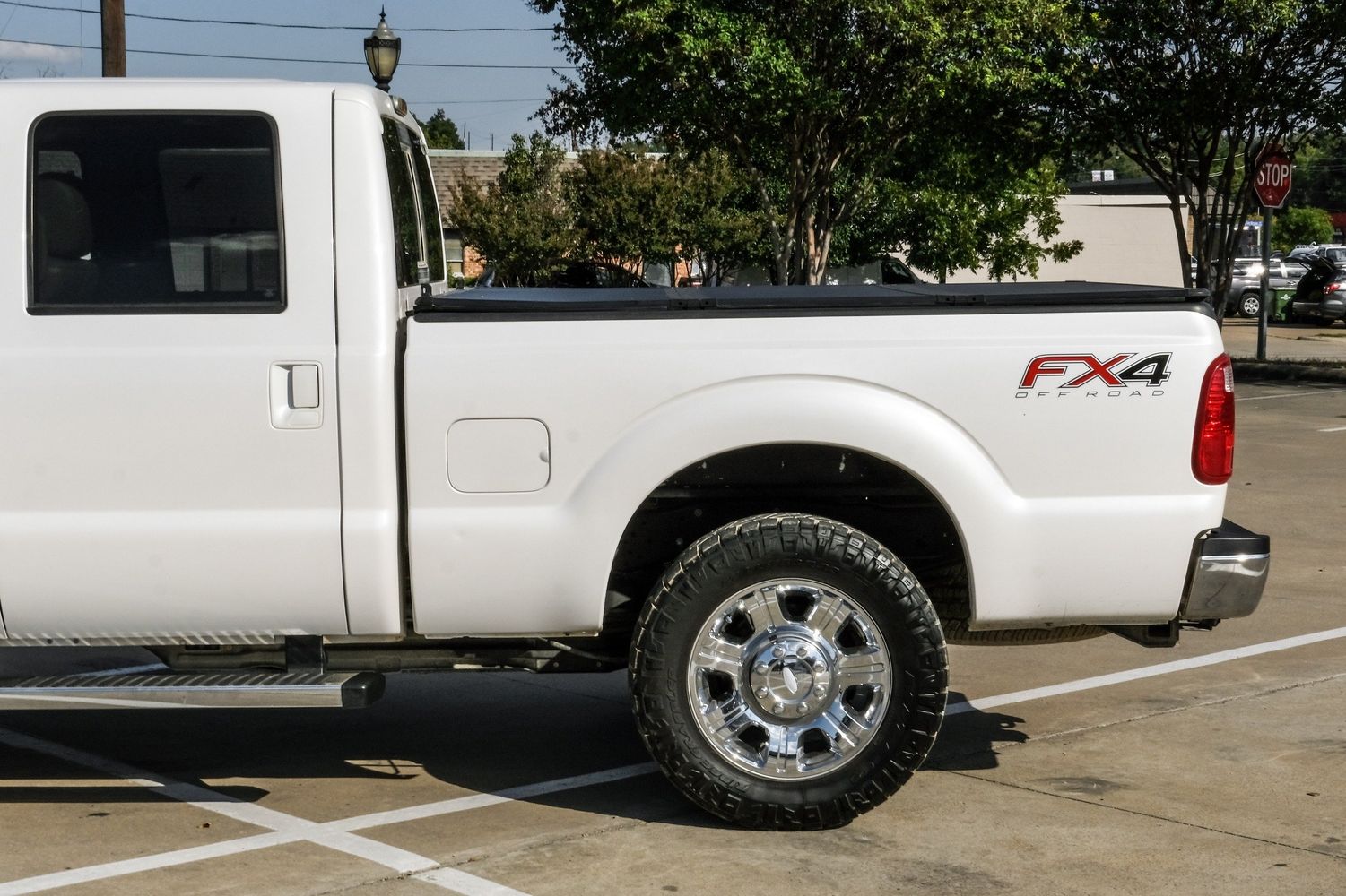 2013 Ford F-250 Platinum photo 13