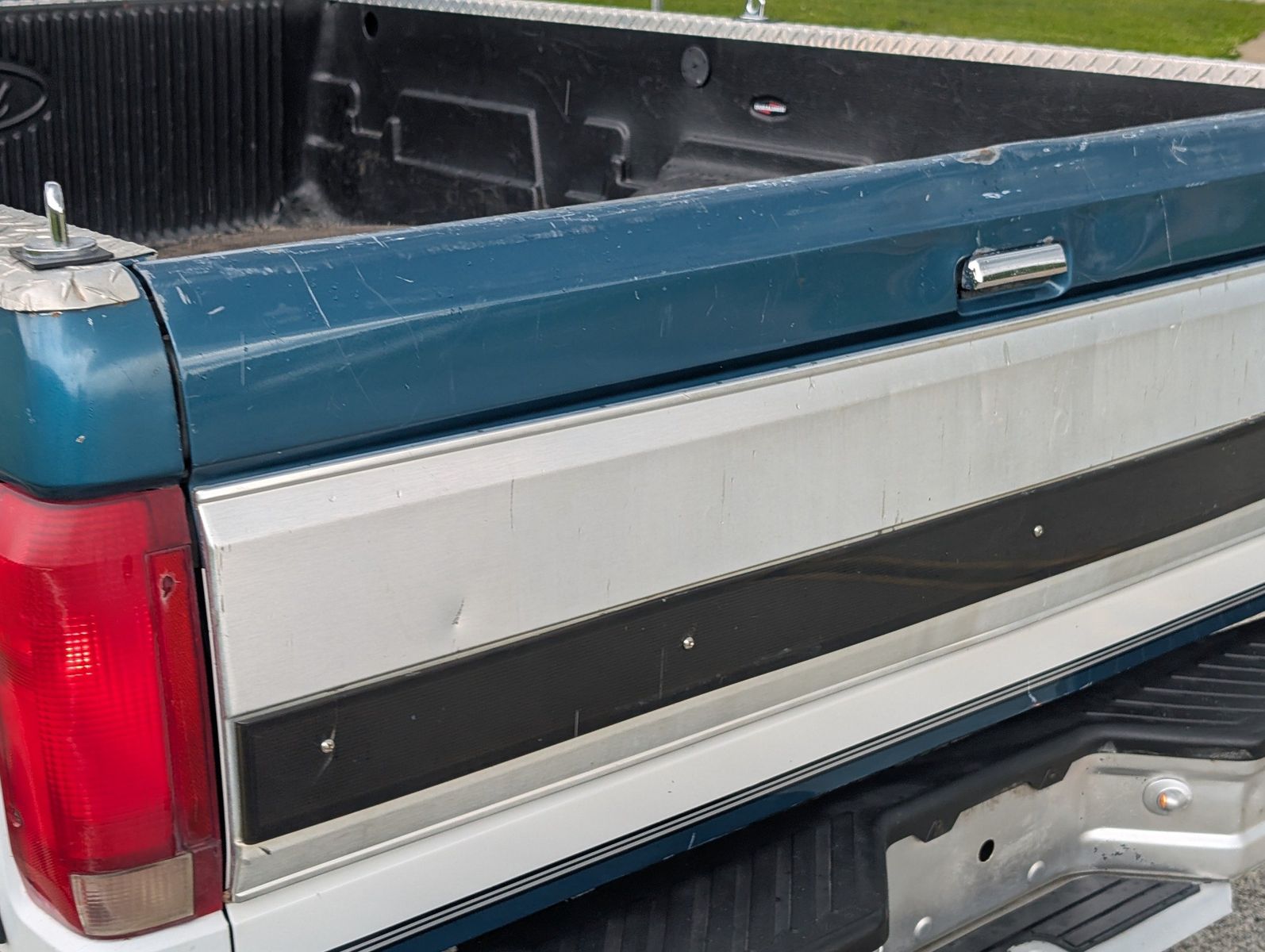 1995 Ford F-250 40