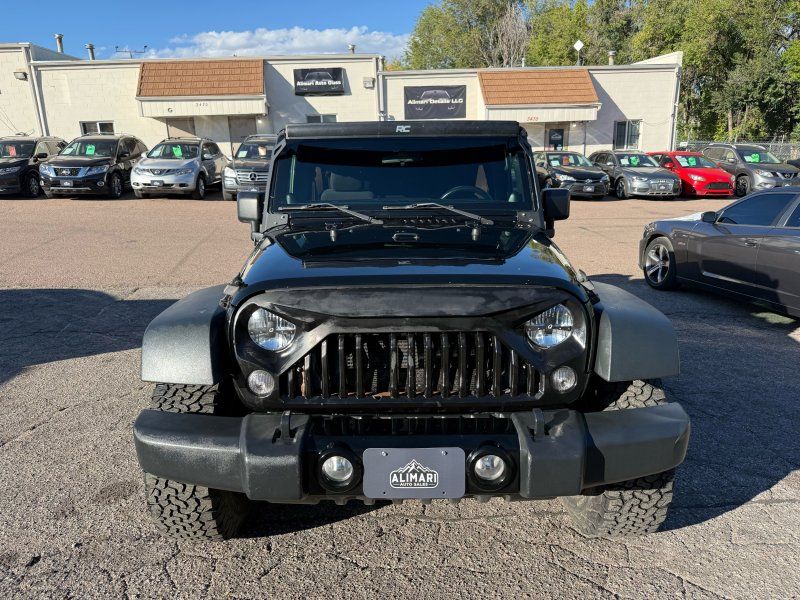 2014 Jeep Wrangler Unlimited Willys Wheeler photo 2