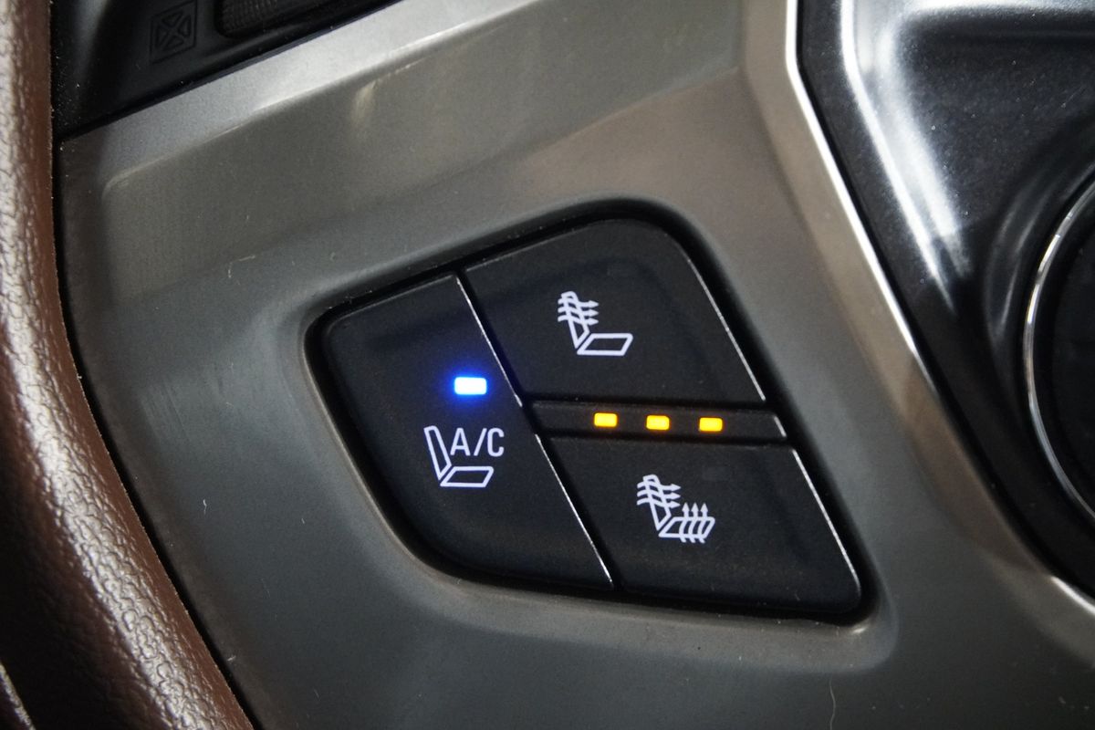 2014 Chevrolet Silverado 1500 High Country