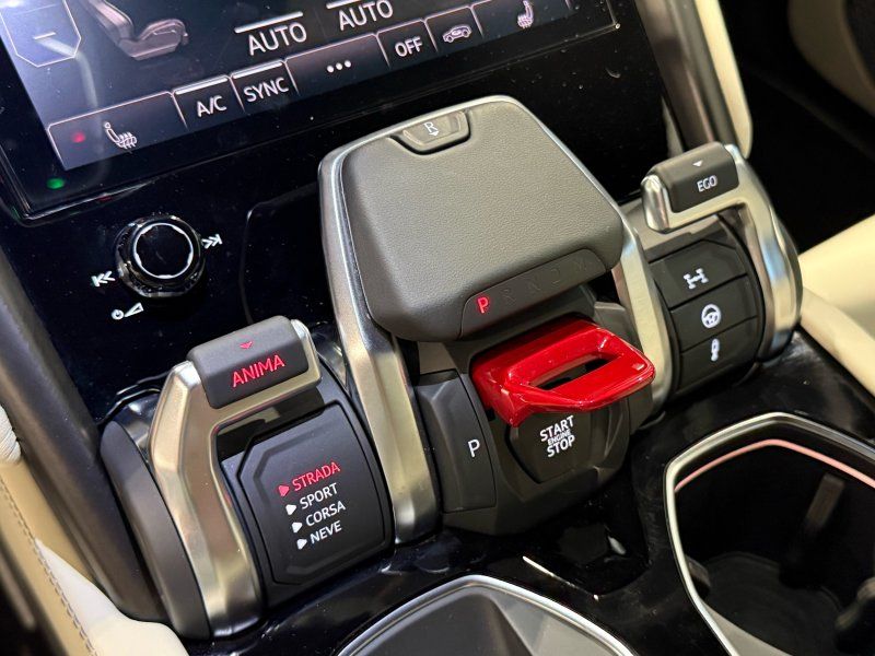 2023 Lamborghini Urus S, photo 40