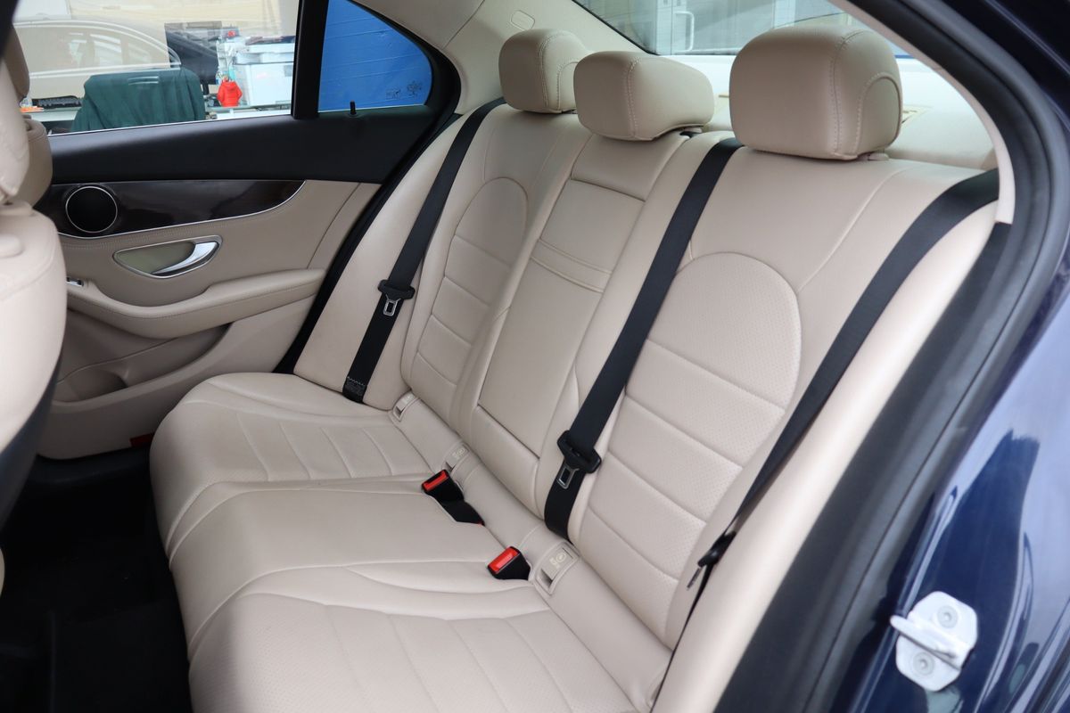 2015 Mercedes-Benz C 300 