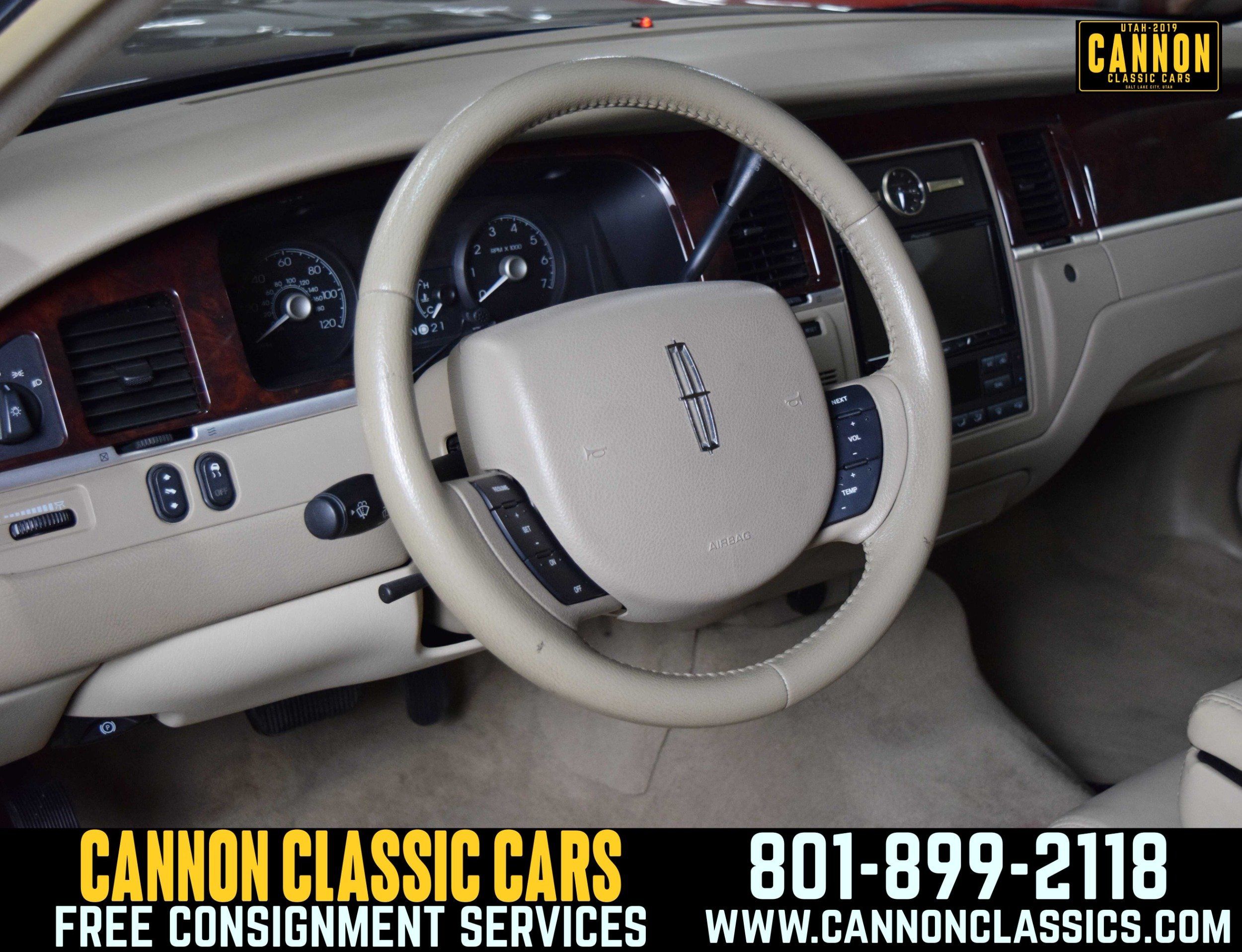 2007 Lincoln Town Car Signature - Photo 32