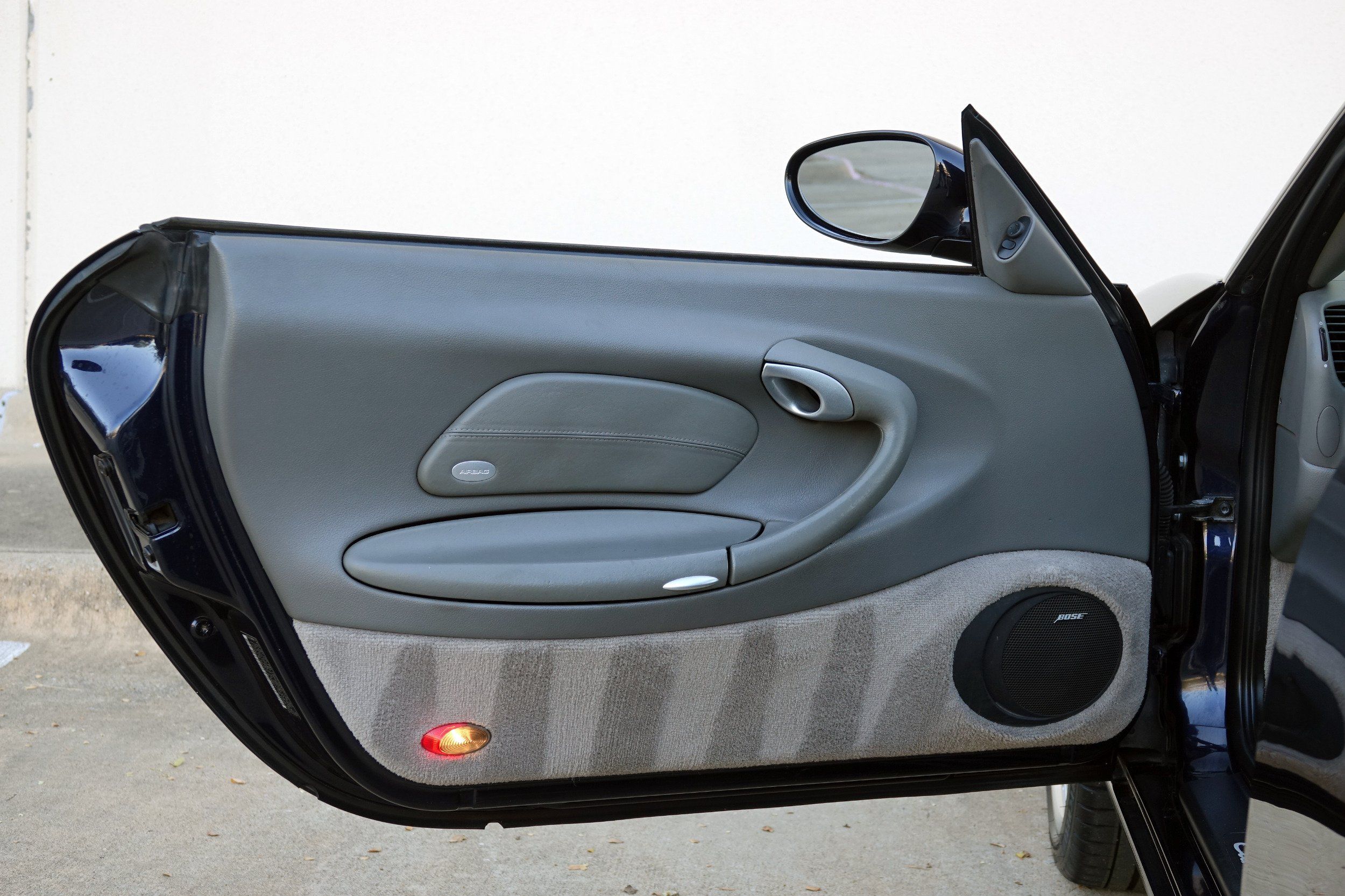 2004 Porsche 911 4S photo 36