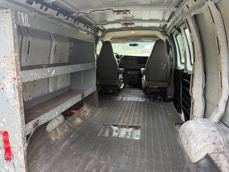 2016 GMC Savana Cargo Work Van - Photo 9