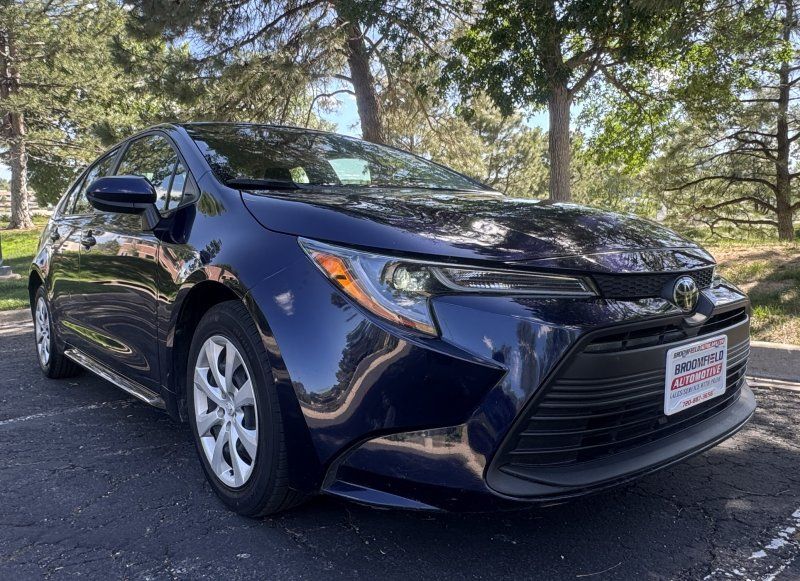 2023 Toyota Corolla LE - Photo 9