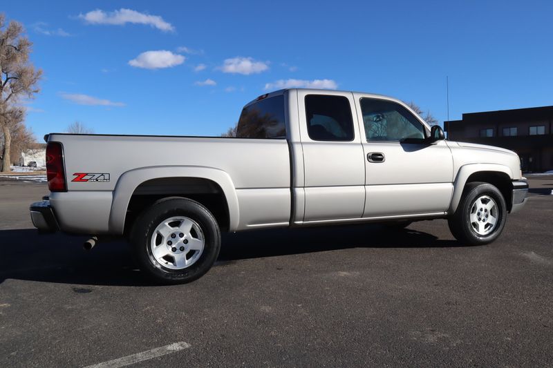 2004 Chevrolet Silverado 1500 LS | Victory Motors of Colorado