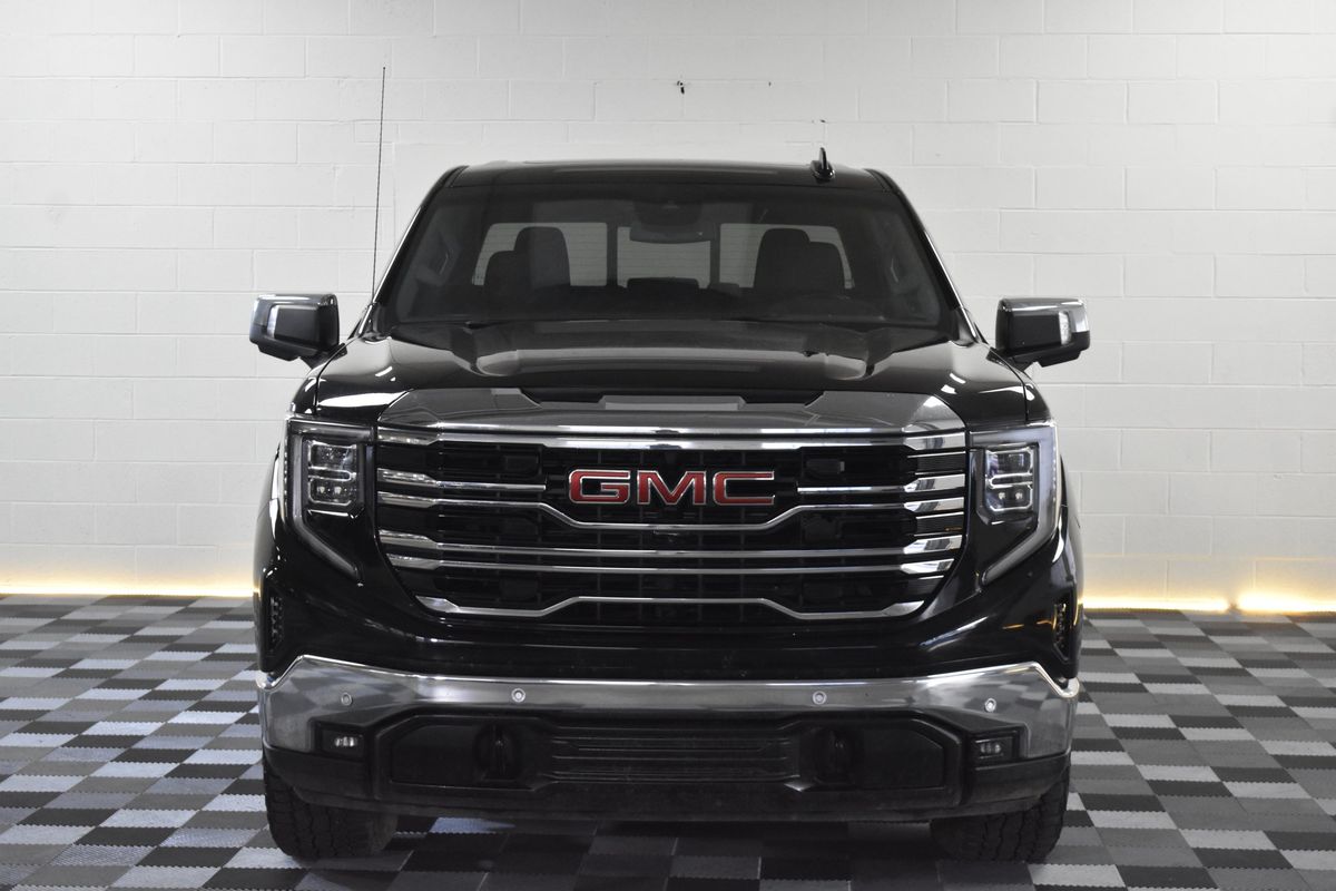 2024 GMC Sierra 1500 4WD Crew Cab Short Box SLT