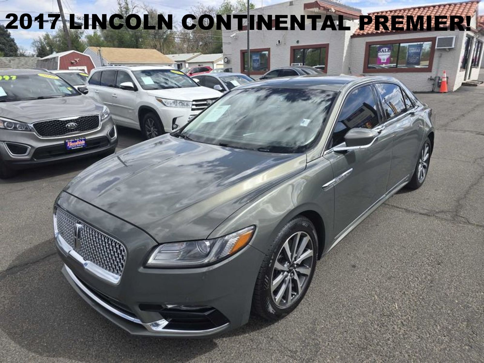 2017 Lincoln Continental Premiere FWD's photo