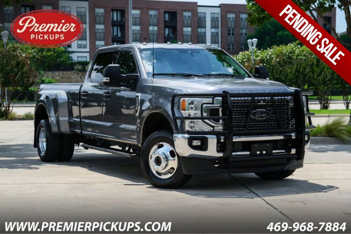 Gray 2022 Ford F-350 Super Duty XLT Crew Cab LB DRW 4WD Pickup Truck Four-Wheel Drive Automatic
