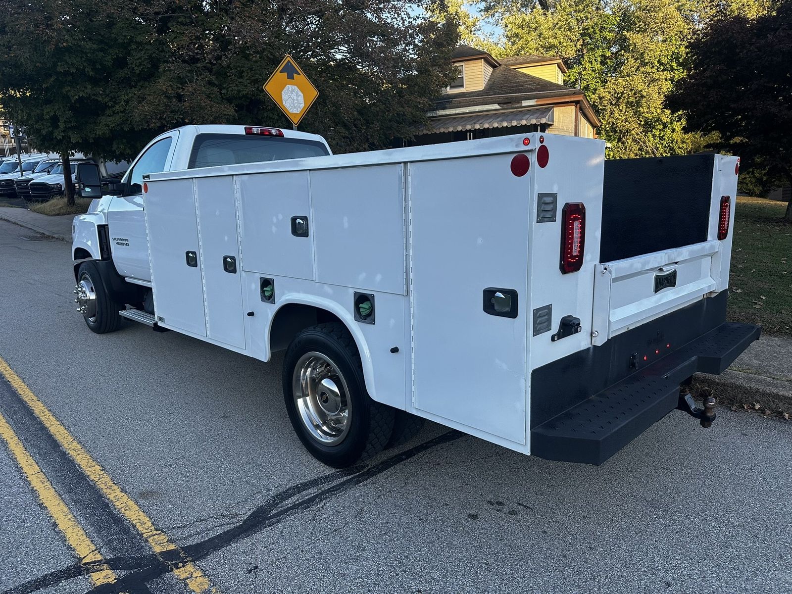 2020 Chevrolet Silverado 5500HD 3