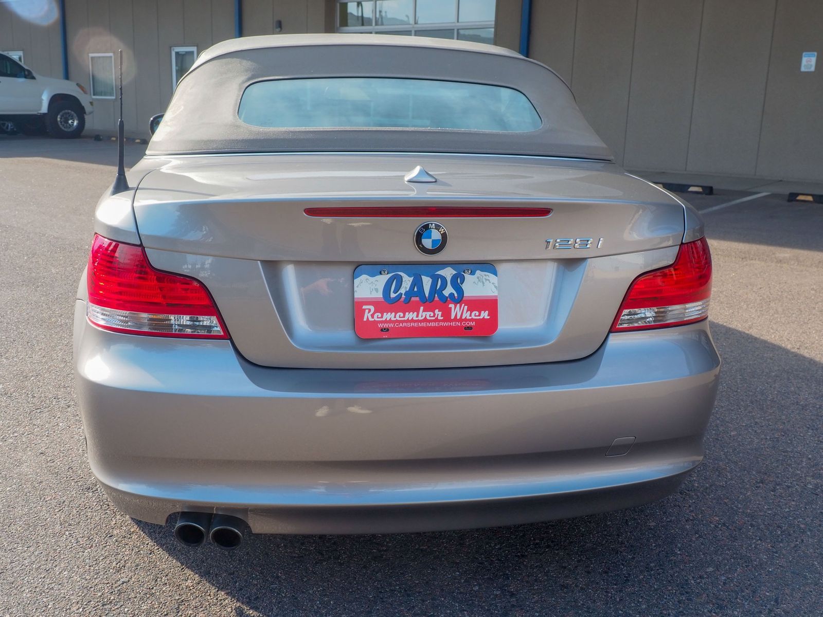 2011 BMW 128I 17
