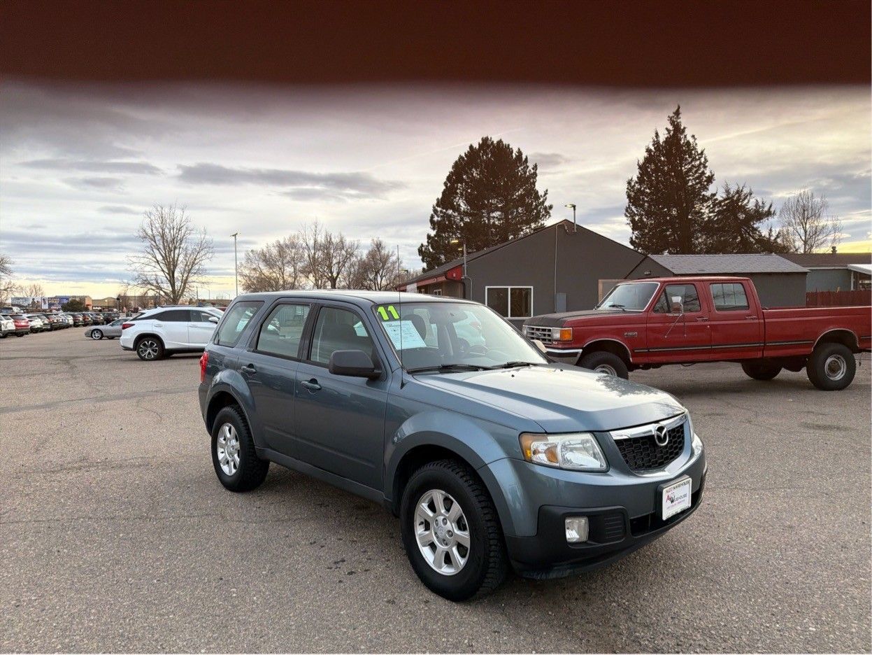 2011 Mazda Tribute S's photo