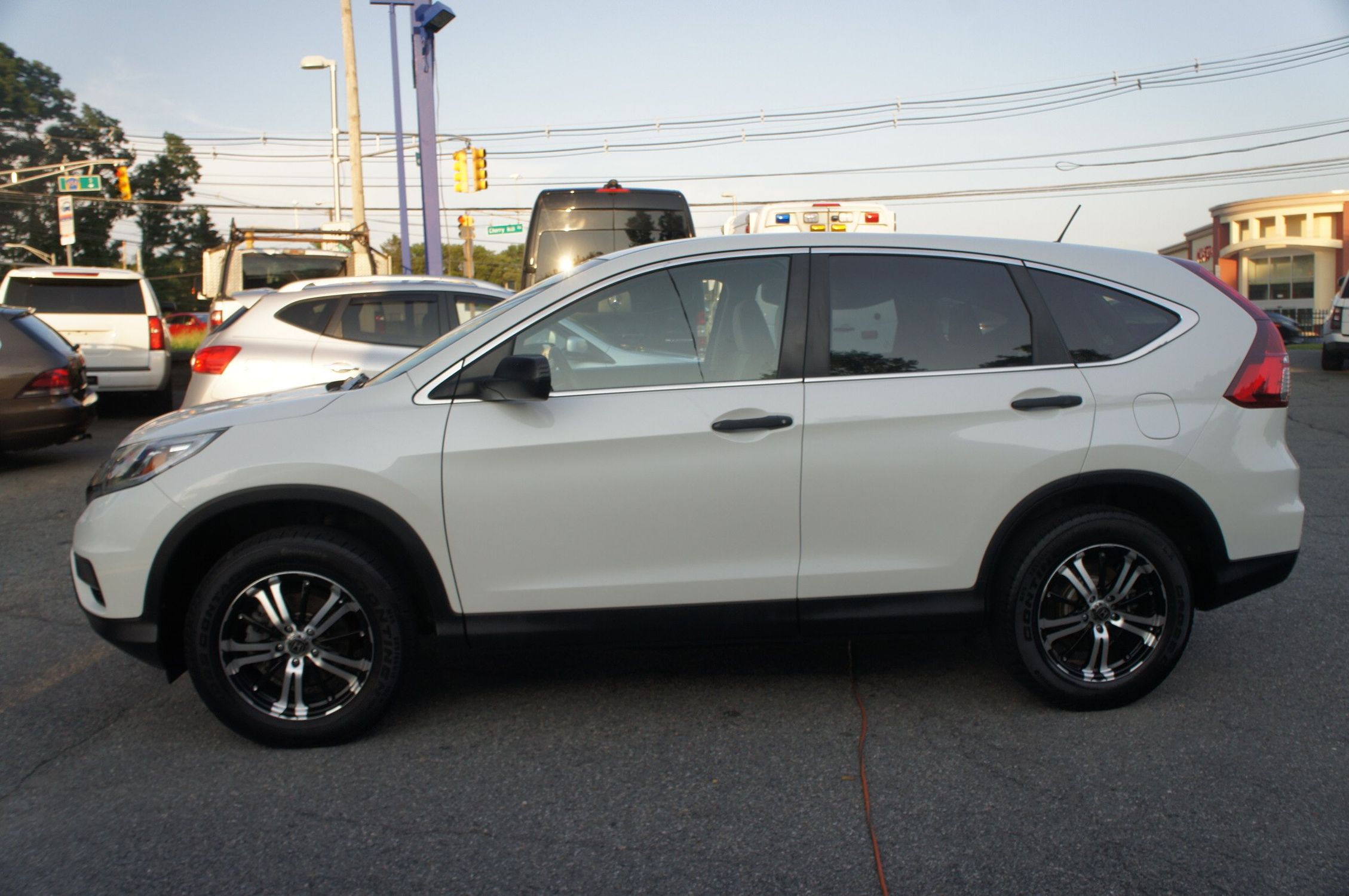 2016 Honda CR-V LX photo 5