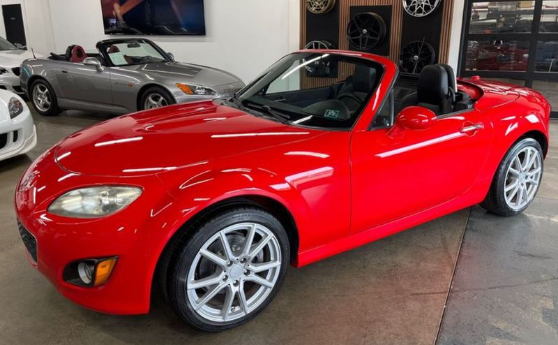 2011 Mazda MX-5 Miata Grand Touring   