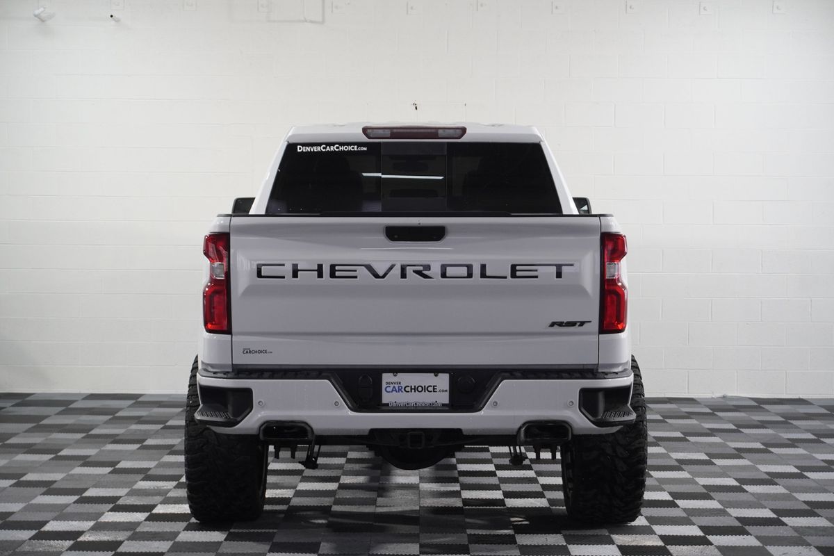 2021 Chevrolet Silverado 1500 4WD Crew Cab Short Bed RST