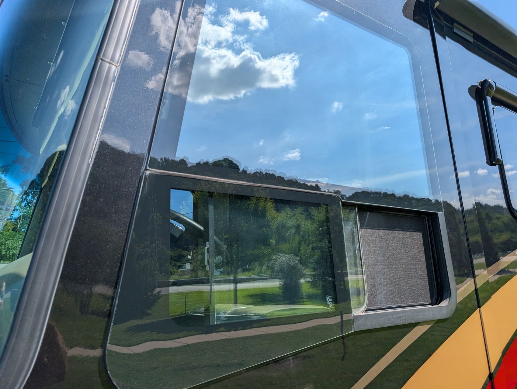 2019 Jayco Embark 266