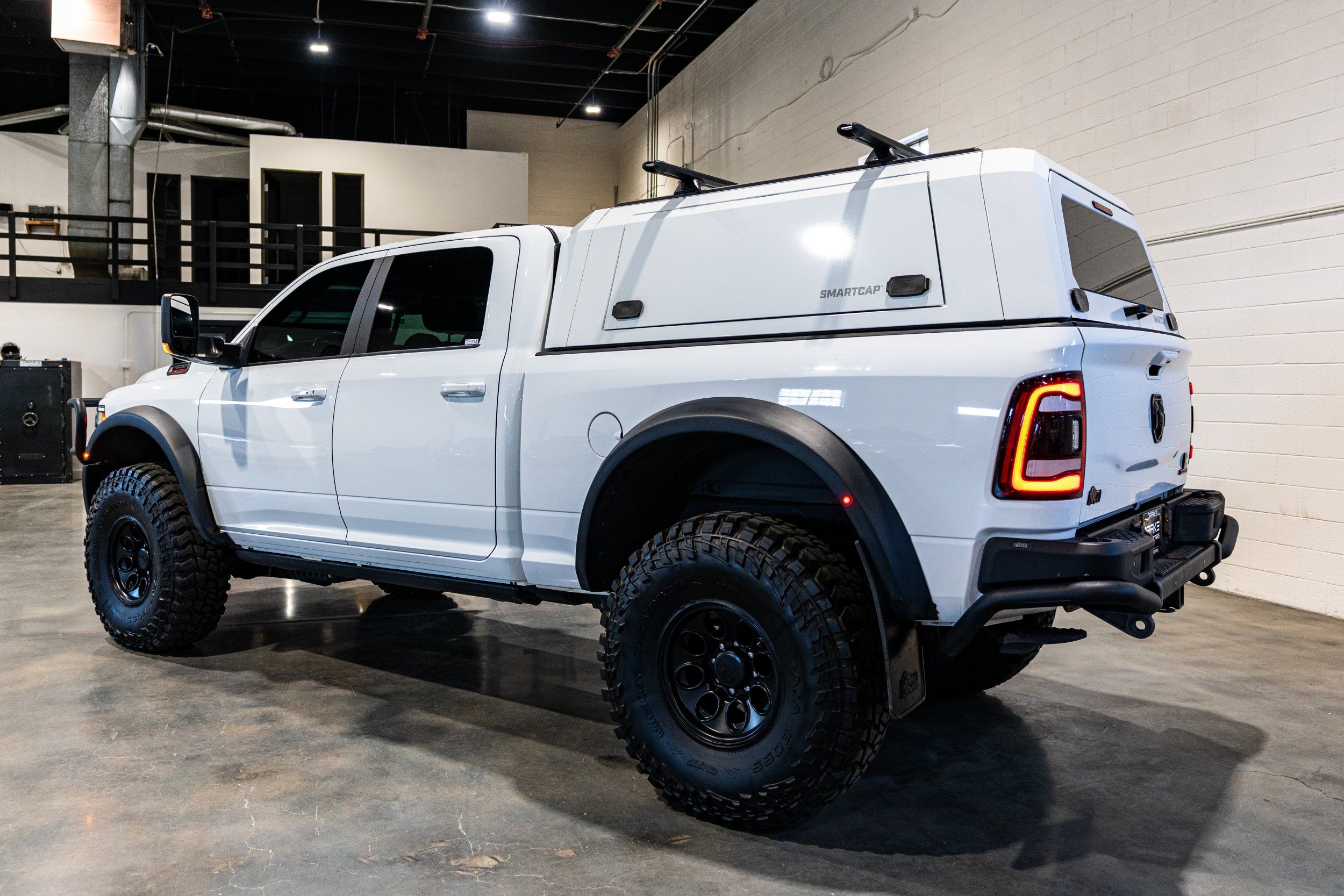 2022 Ram 2500 Laramie Crew Cab 4x4 6'4" Box, photo 3