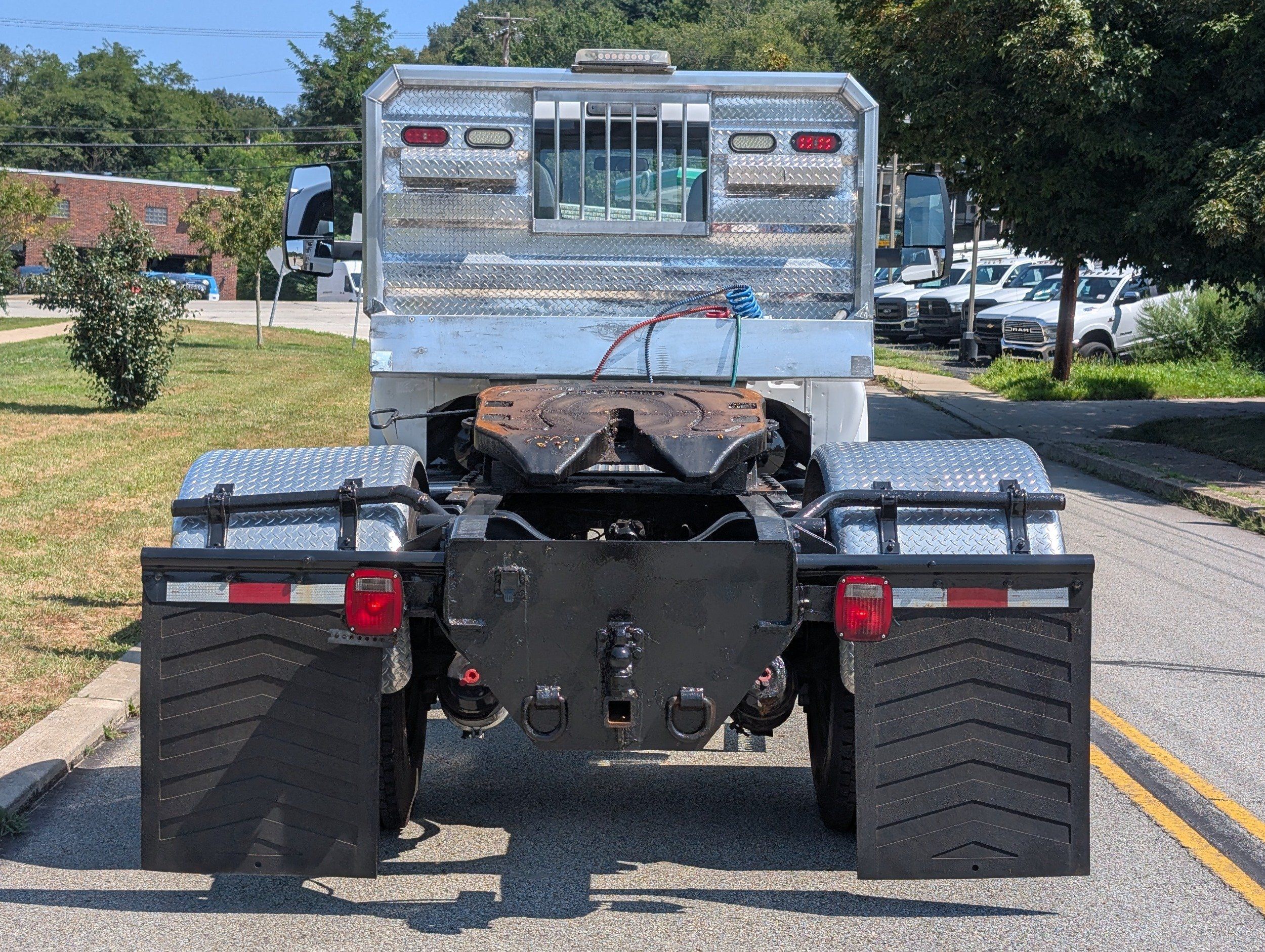 2018 Ford F-650 SuperCab photo 9