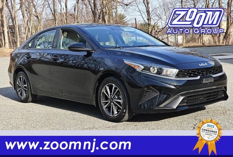 2022 Kia Forte LXS FWD