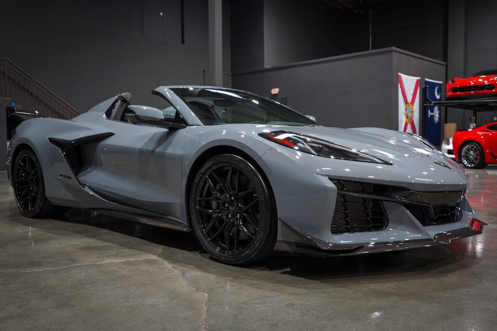 2024 Chevrolet Corvette Z06 2LZ Z07 Convertible photo 3