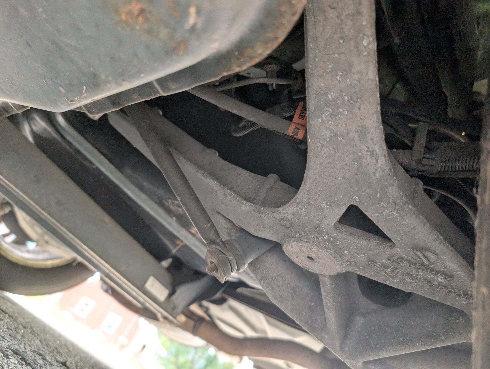 2005 Cadillac DeVille 143