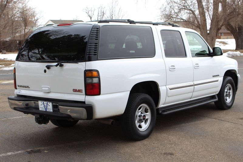 2005 GMC Yukon XL Photos