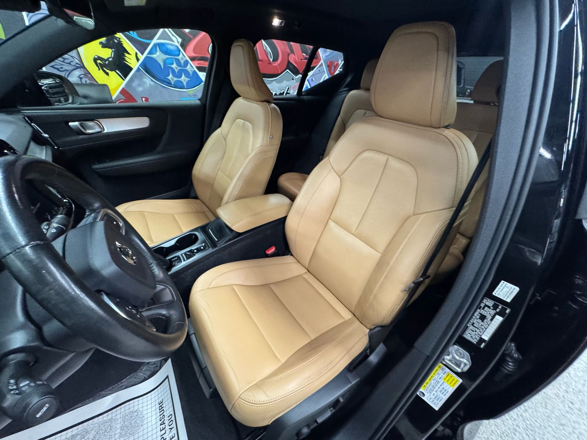 2019 Volvo XC40 T5 Momentum photo 11