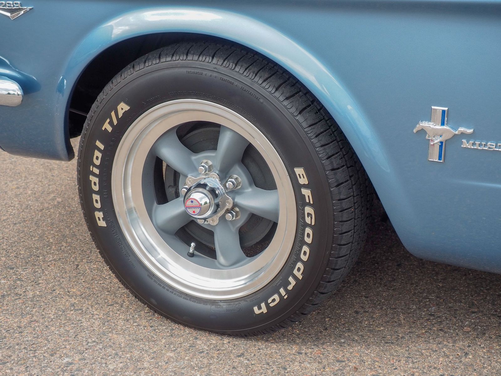 1965 Ford Mustang 35