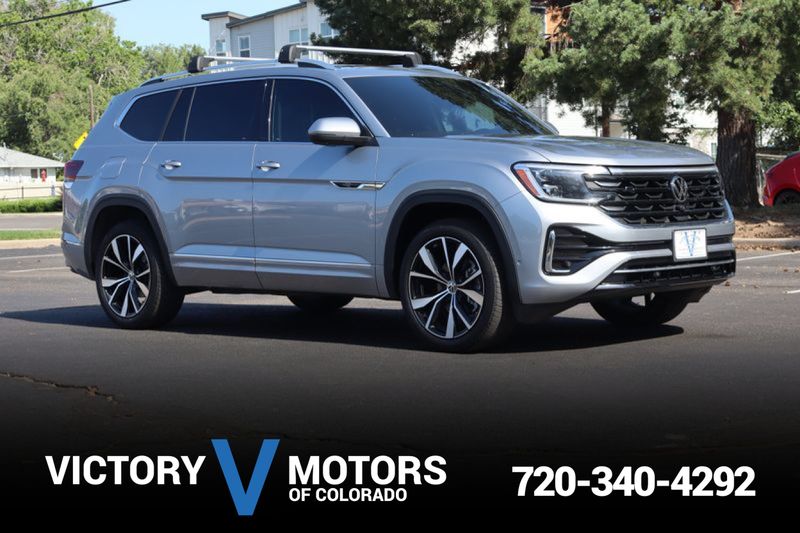 2024 Volkswagen Atlas 2.0T SEL Premium R-Line | Victory Motors of