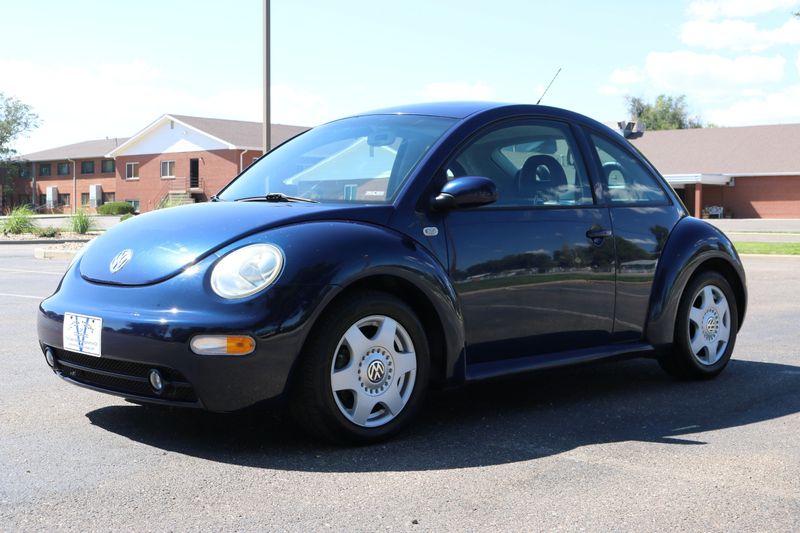 2001 Volkswagen New Beetle Photos