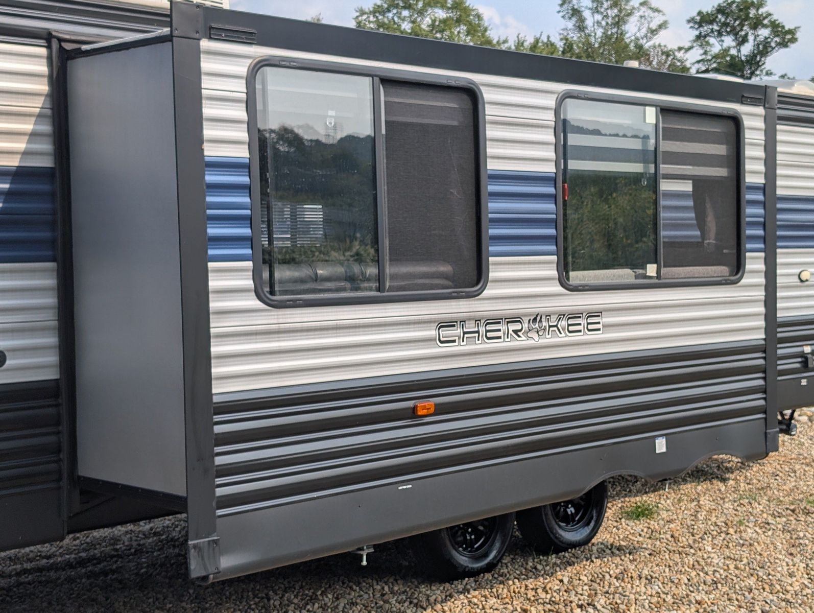 2021 Forest River Cherokee 45