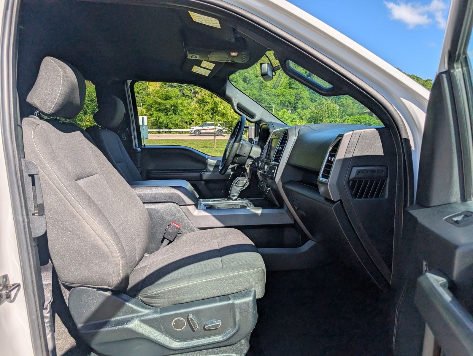 2015 Ford F-150 72