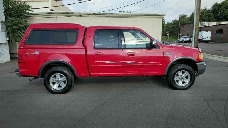 View vehicle photo 4