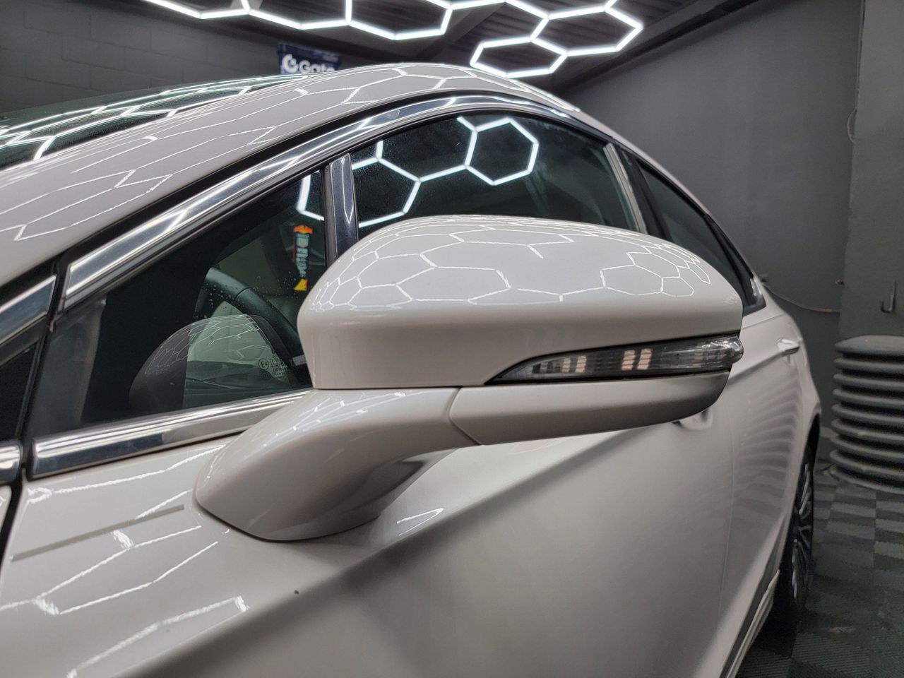 2018 Ford Fusion Titanium - Photo 15