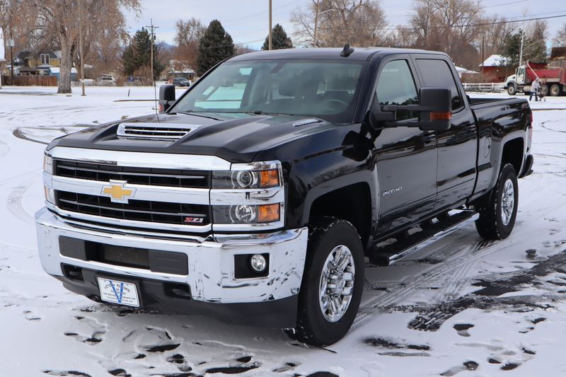 2019 Chevrolet Silverado 2500HD Photos