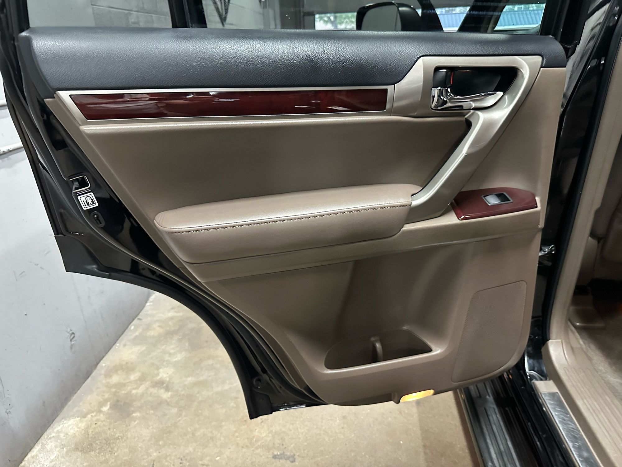 2019 Lexus GX 460 photo 21