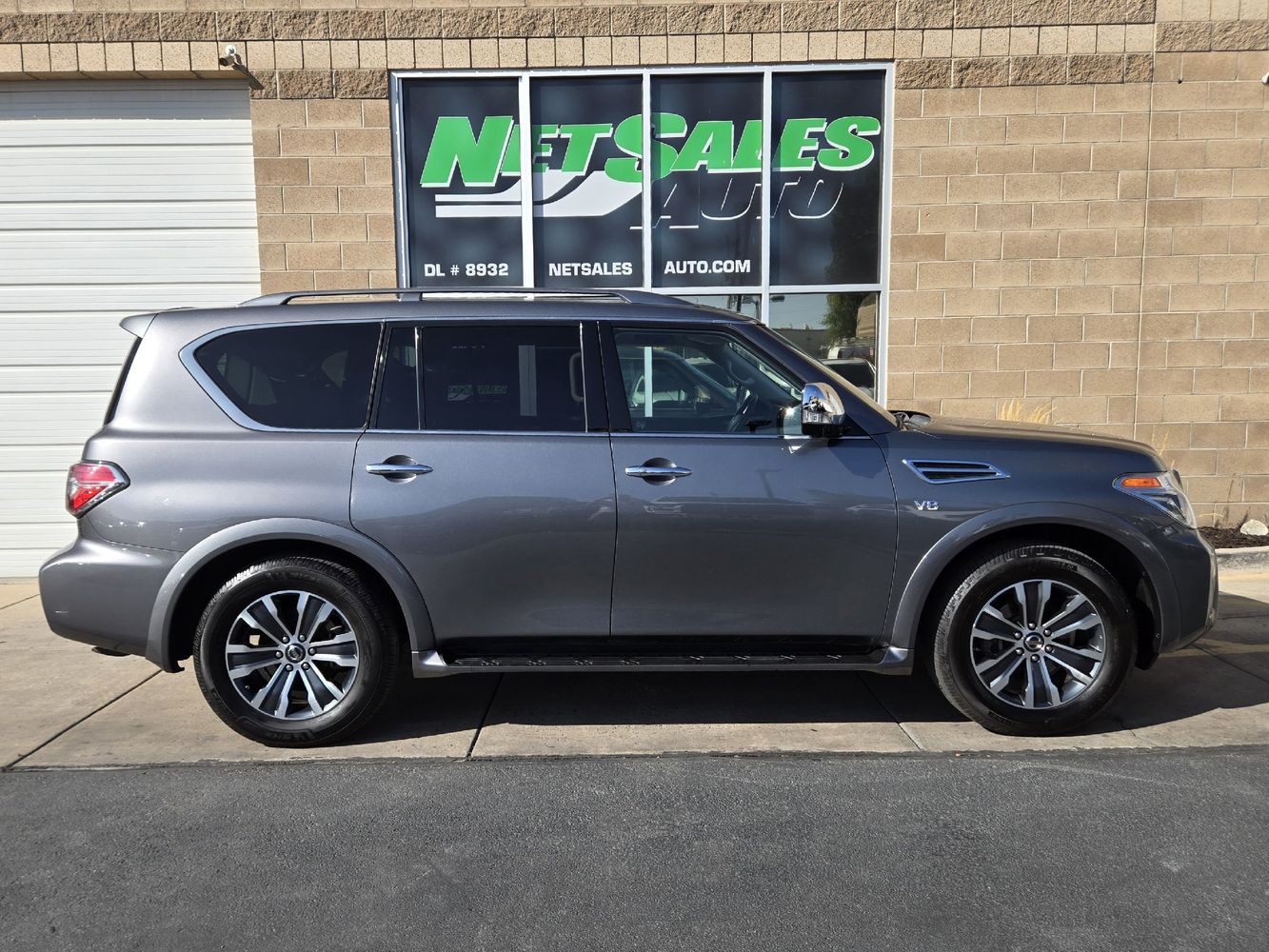 2018 Nissan Armada SL photo 6