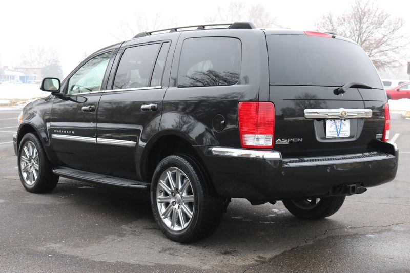 2008 Chrysler Aspen Limited | Victory Motors of Colorado