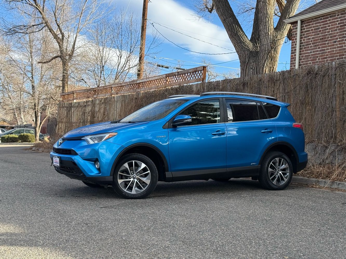 2018 Toyota RAV4 XLE's photo
