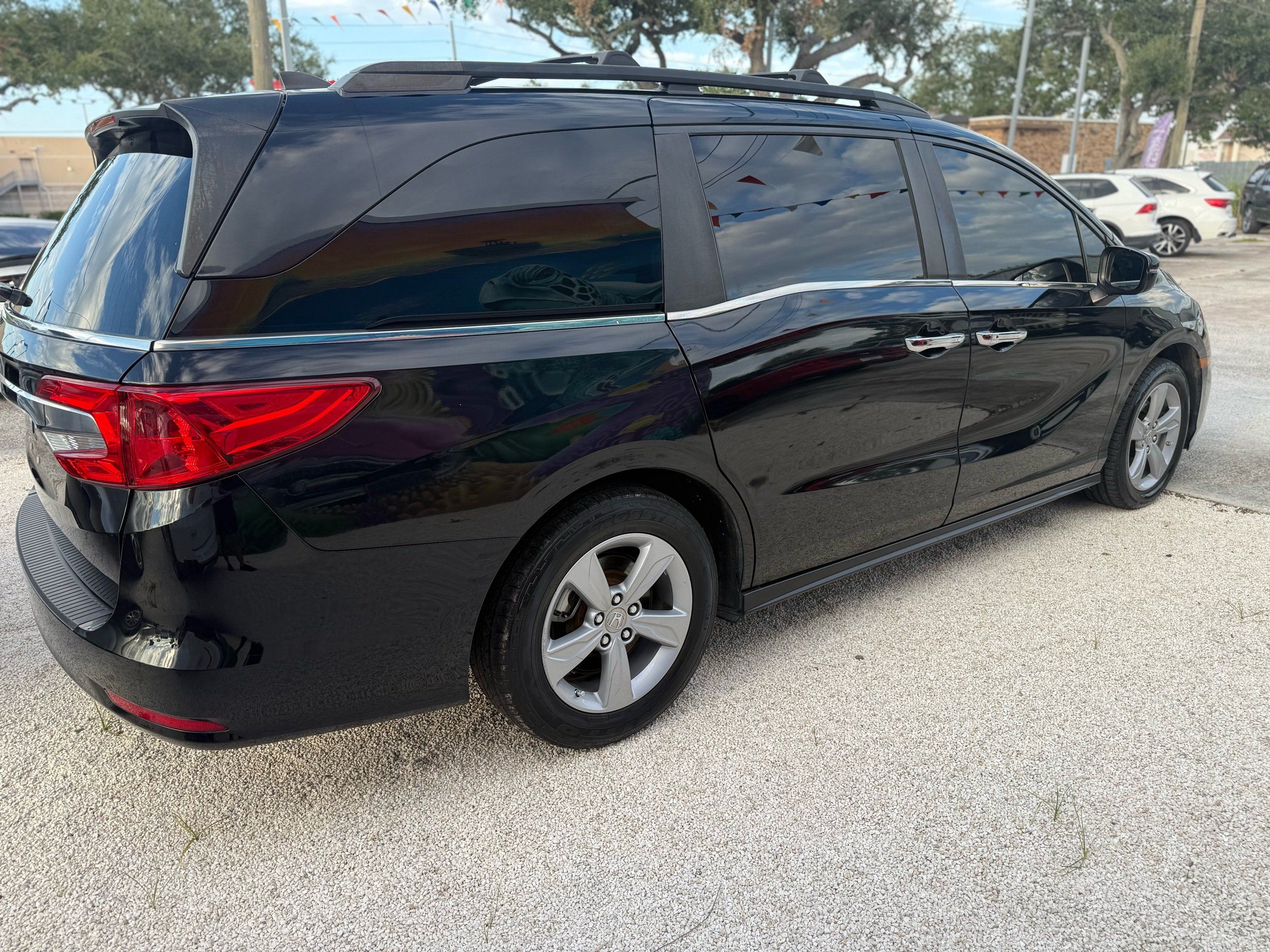 2019 Honda Odyssey EX-L photo 4