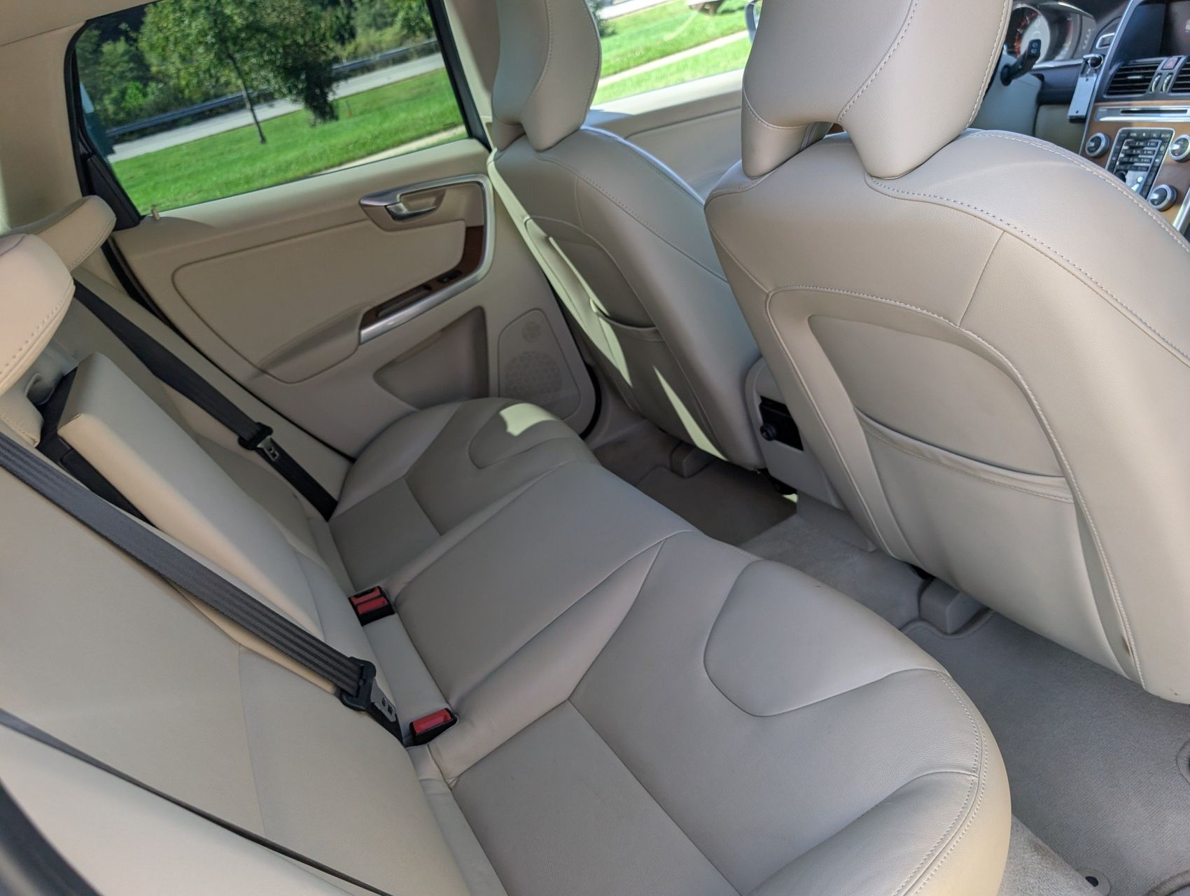 2016 Volvo XC60 57