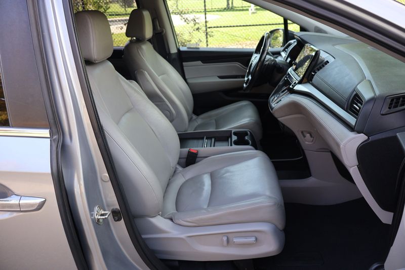 2018 Honda Odyssey EX-L | Victory Motors of Colorado