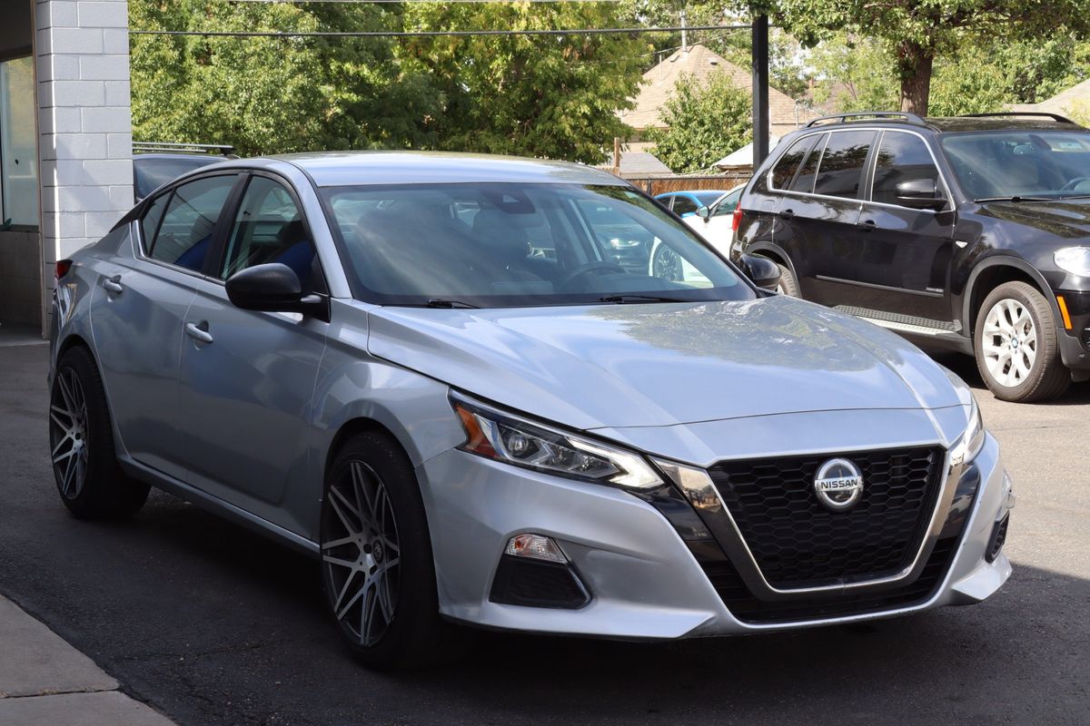 2020 Nissan Altima 2.5 SR