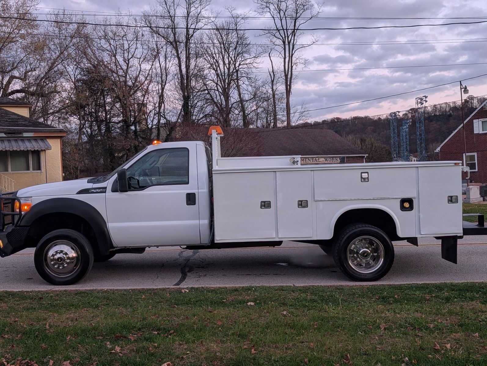 2012 Ford F-550 Super Duty 12